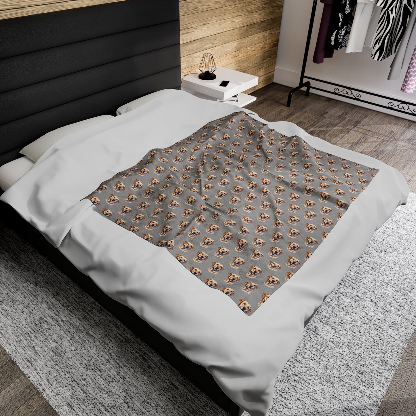 Labrador Retriever Velveteen Plush Blanket (Light Grey)