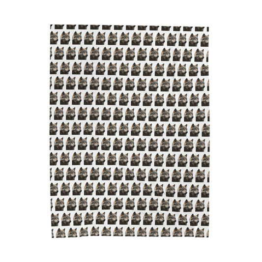 Wolf Blanket (Velveteen Plush, White)