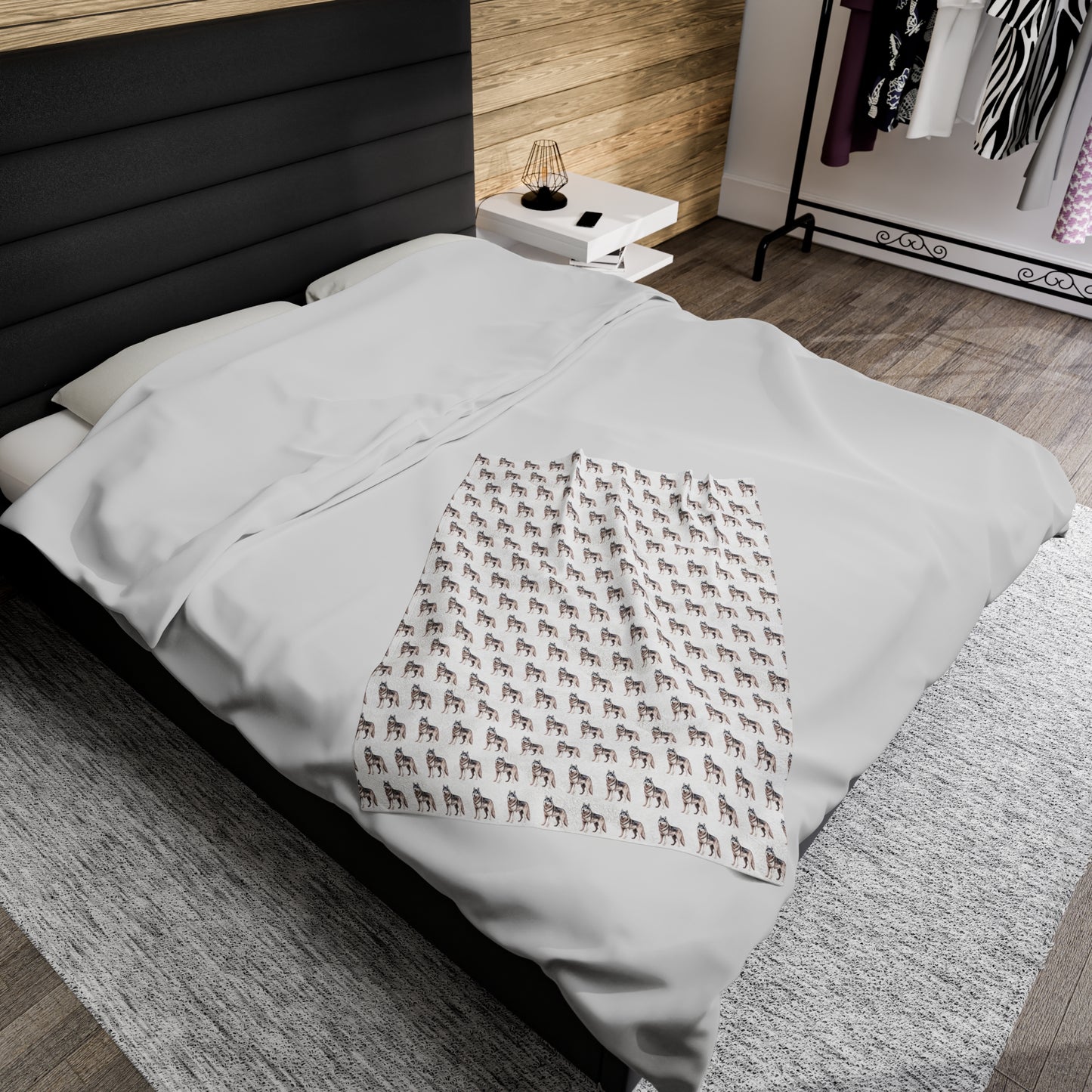 Husky Velveteen Plush Blanket (White)