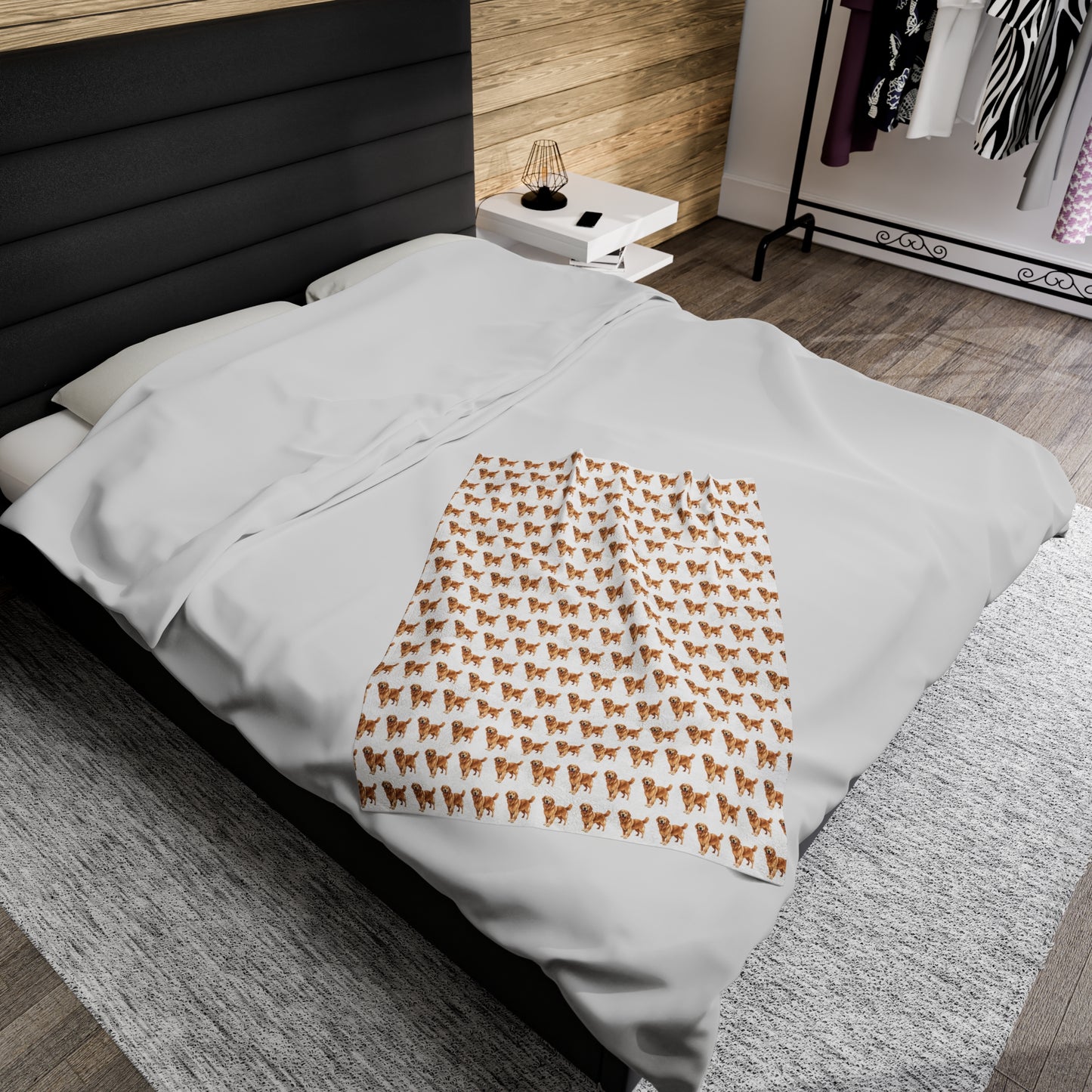 Golden Retriever Velveteen Plush Blanket (White)
