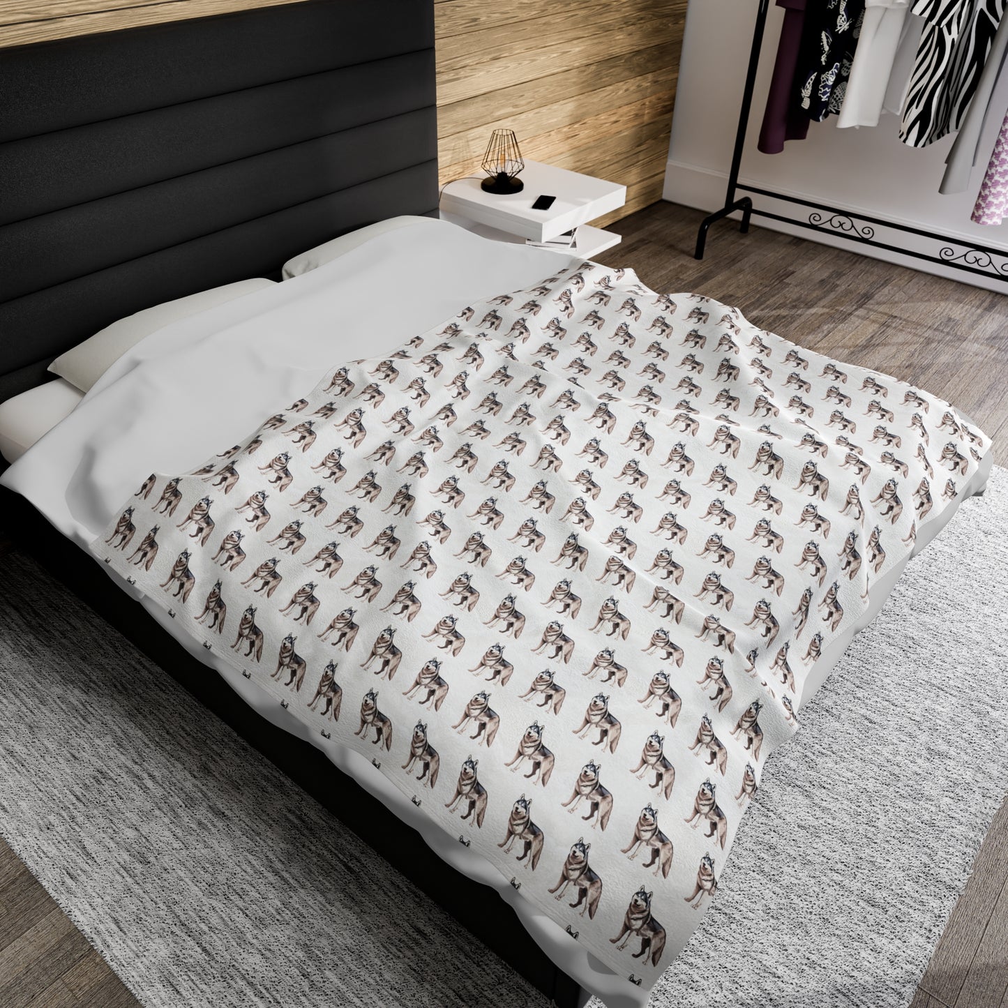Husky Velveteen Plush Blanket (White)