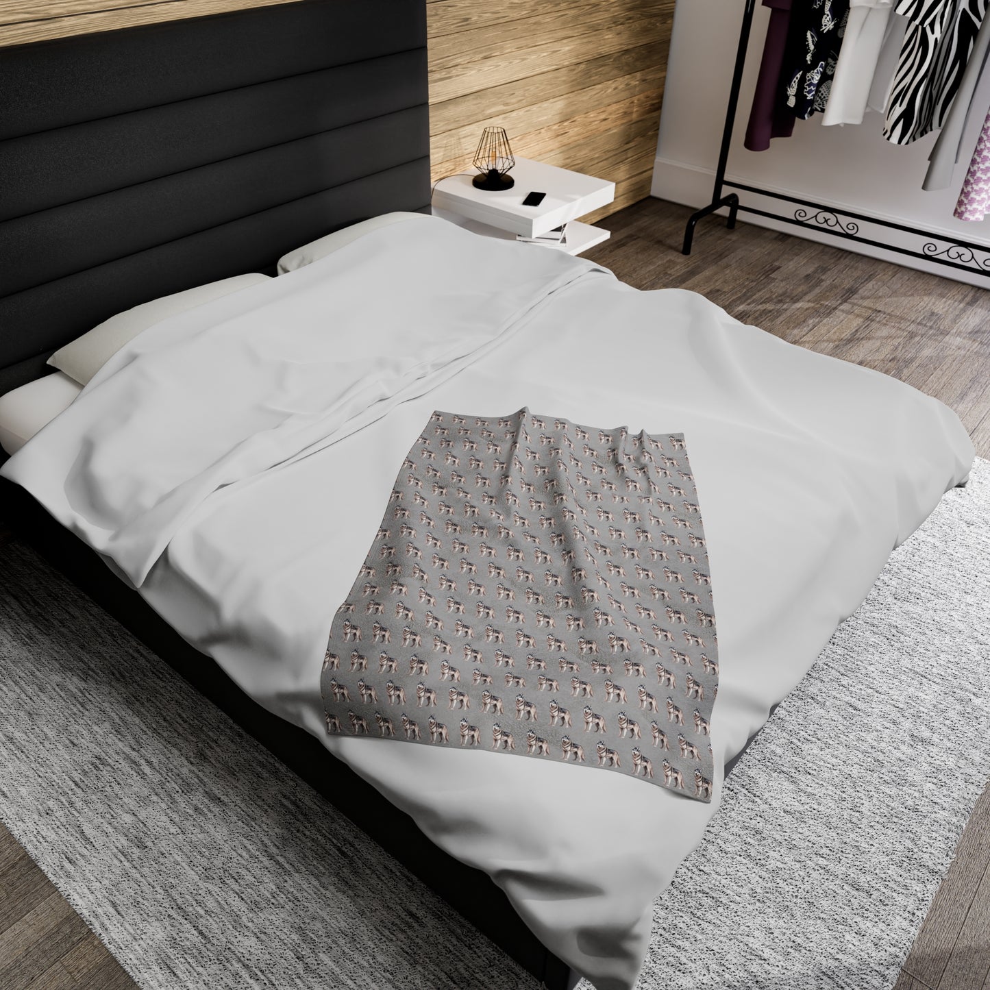 Husky Velveteen Plush Blanket (Light Grey)