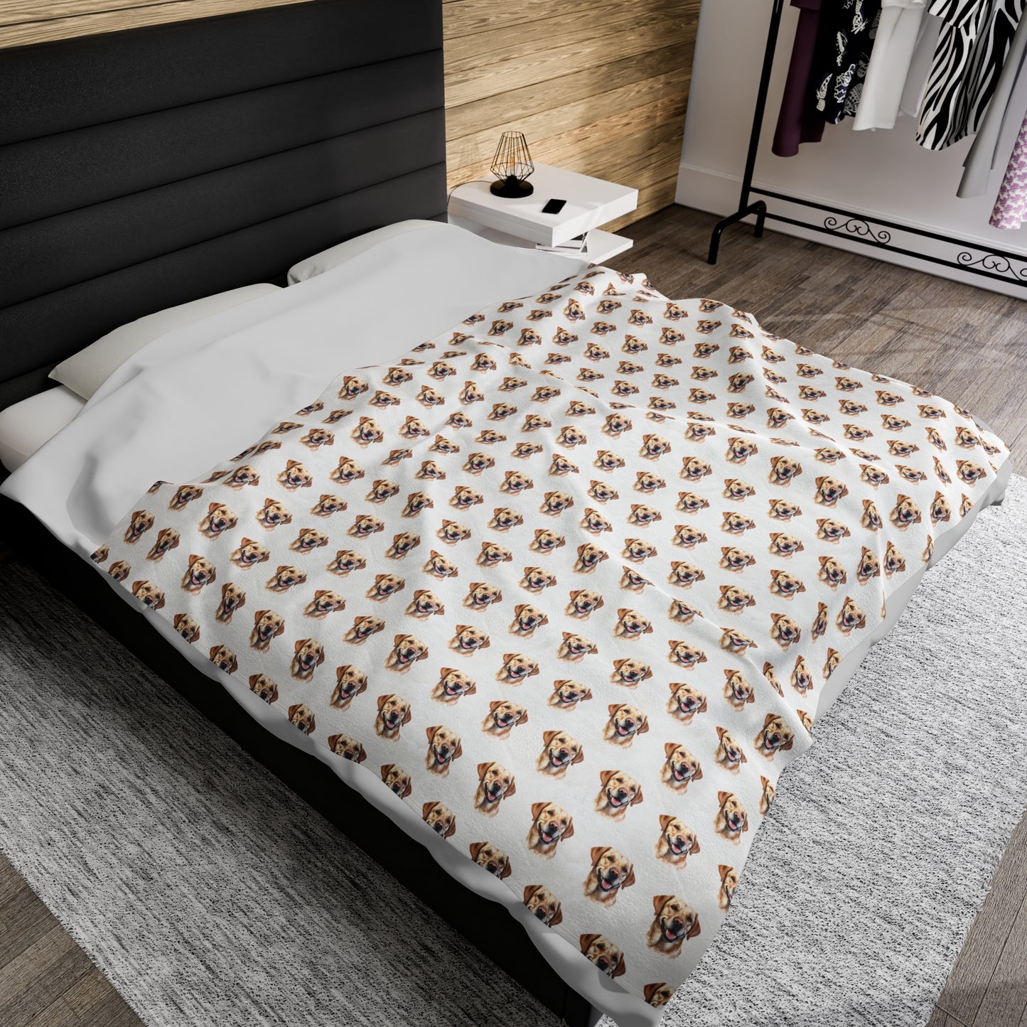 Labrador Retriever Velveteen Plush Blanket (White)