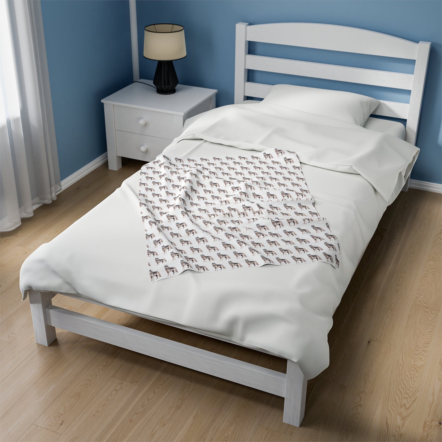 Husky Velveteen Plush Blanket (White)