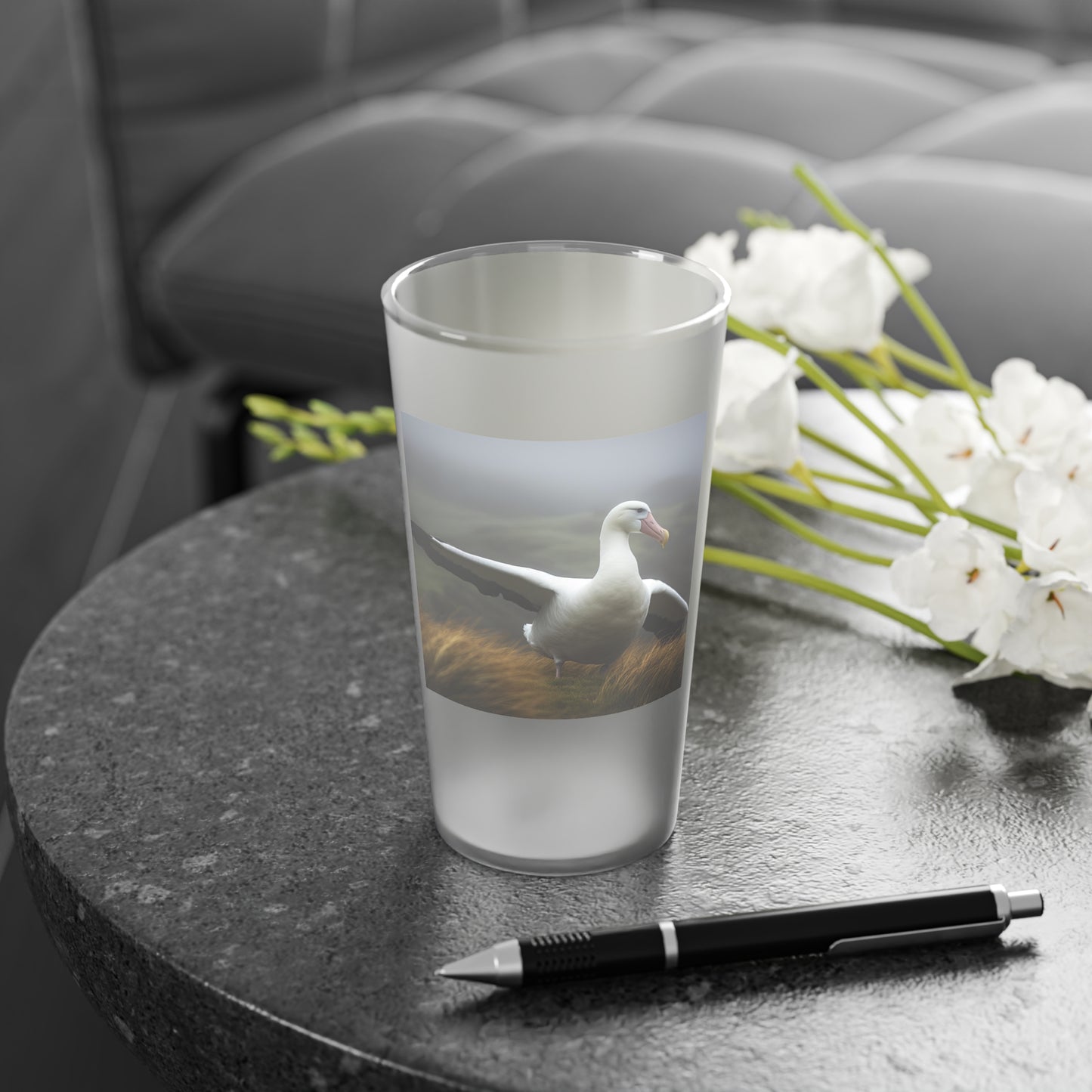 Albatross Frosted Pint Glass, 16oz