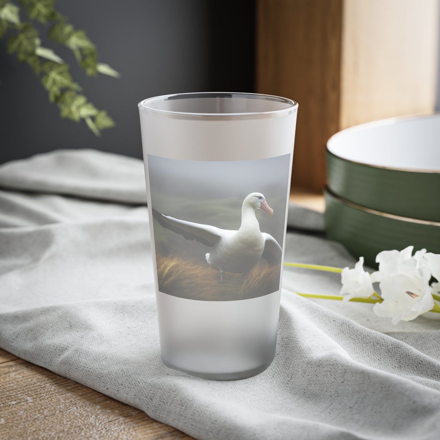 Albatross Frosted Pint Glass, 16oz