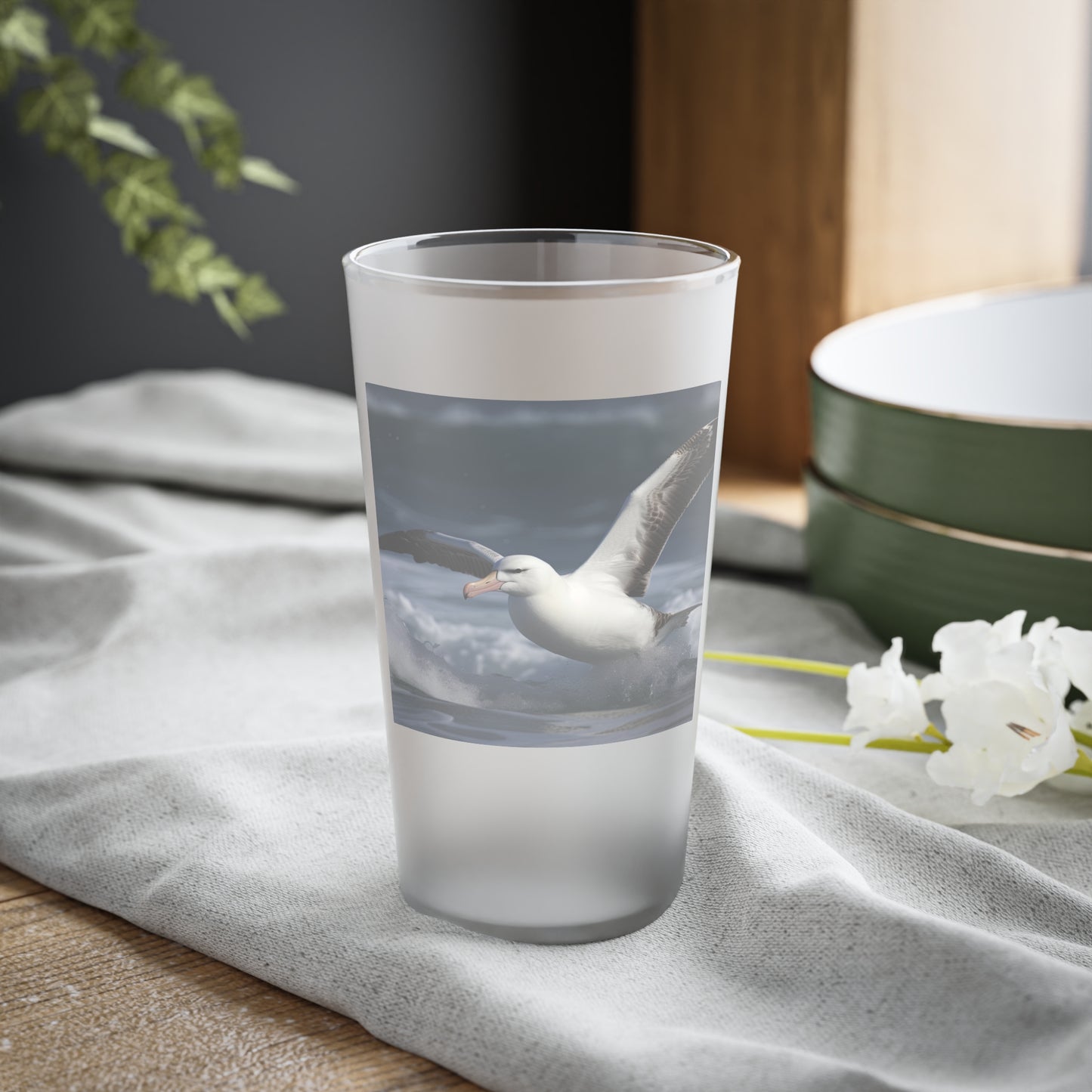 Albatross Frosted Pint Glass, 16oz