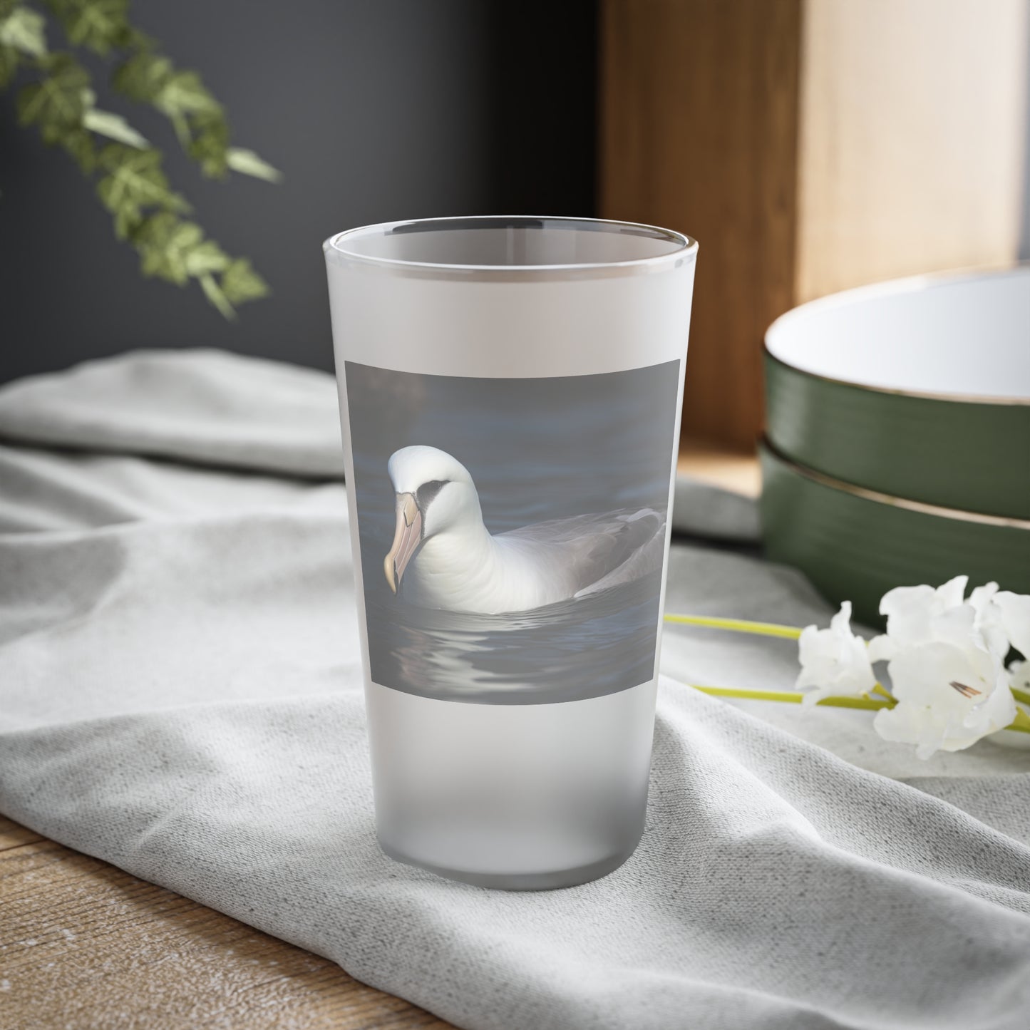 Albatross Frosted Pint Glass, 16oz