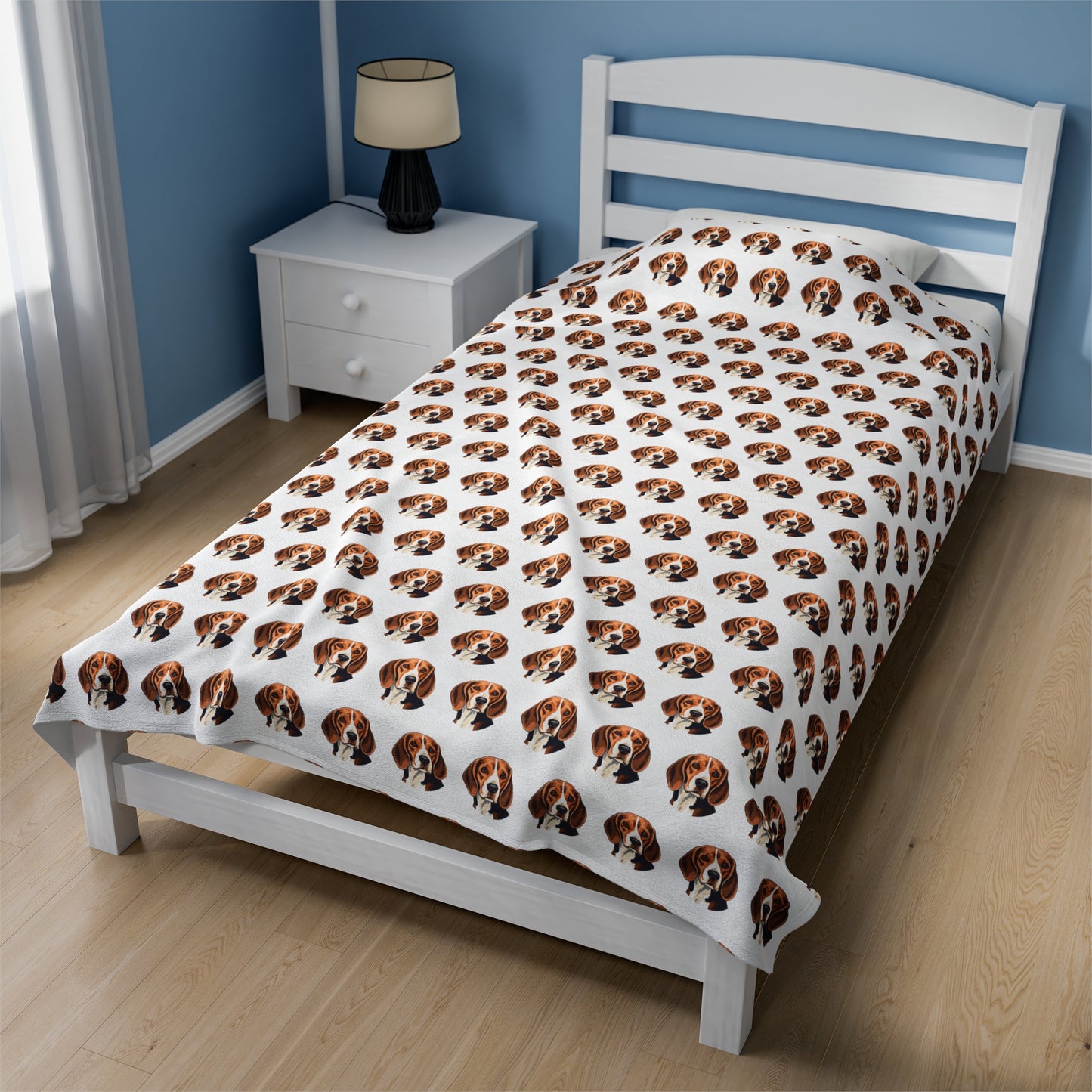 Beagle Velveteen Plush Blanket (White)