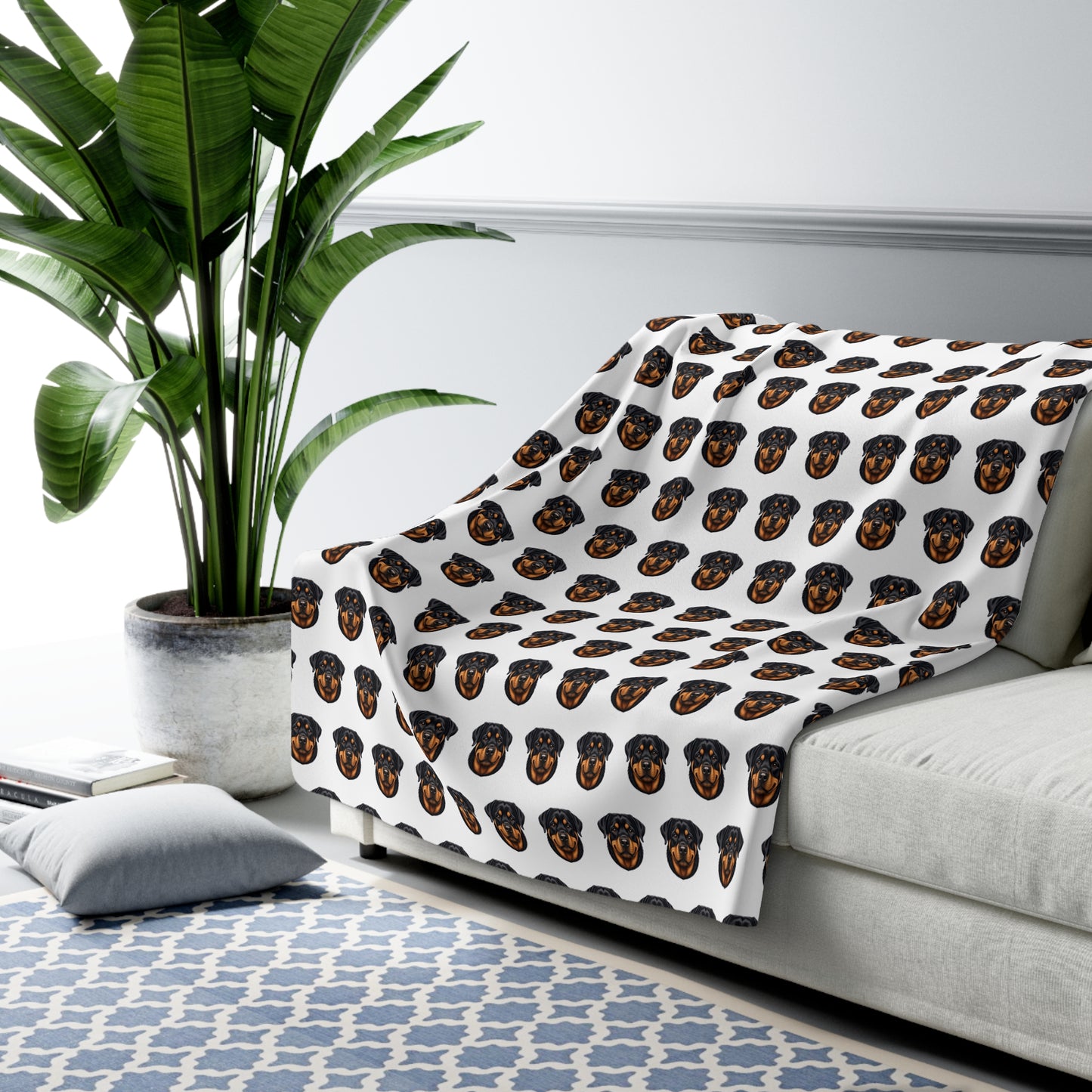 Rottweiler Sherpa Fleece Blanket - Dog Lover Gift