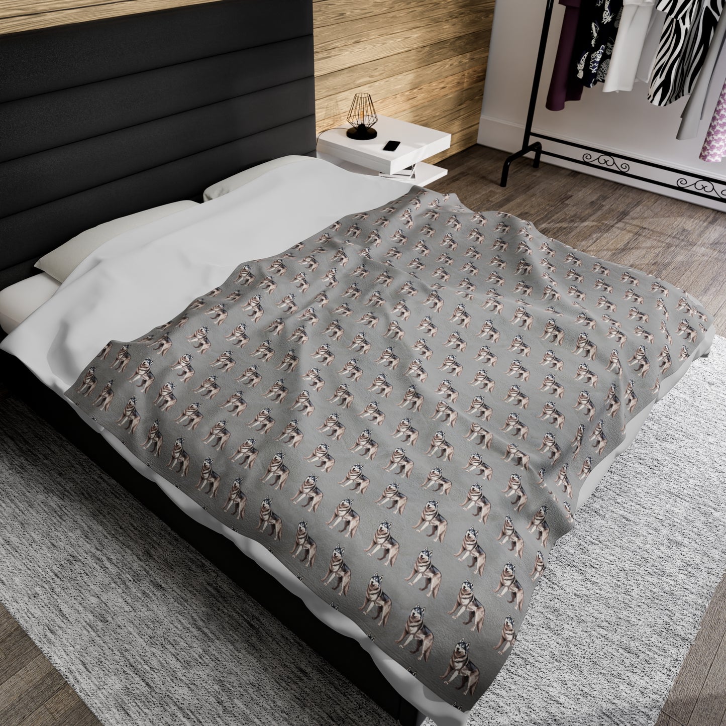 Husky Velveteen Plush Blanket (Light Grey)