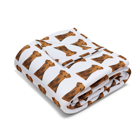 Airedale Terrier Fleece Blanket, Dog Design Cozy Arctic Throw for Dog Lovers, Animal Print Home Decor, Winter Gift Idea, Pet Owner Present