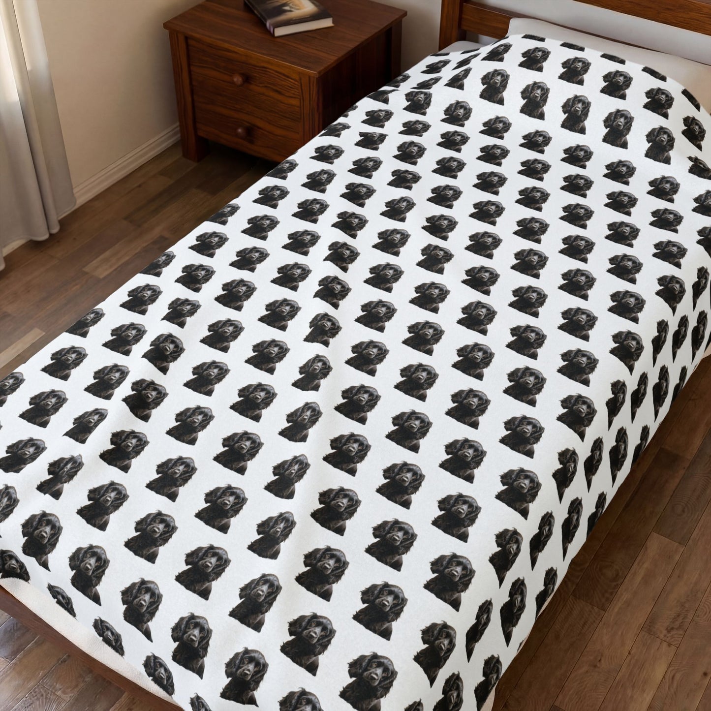 Black Cocker Spaniel Blanket (Velveteen Plush, White)