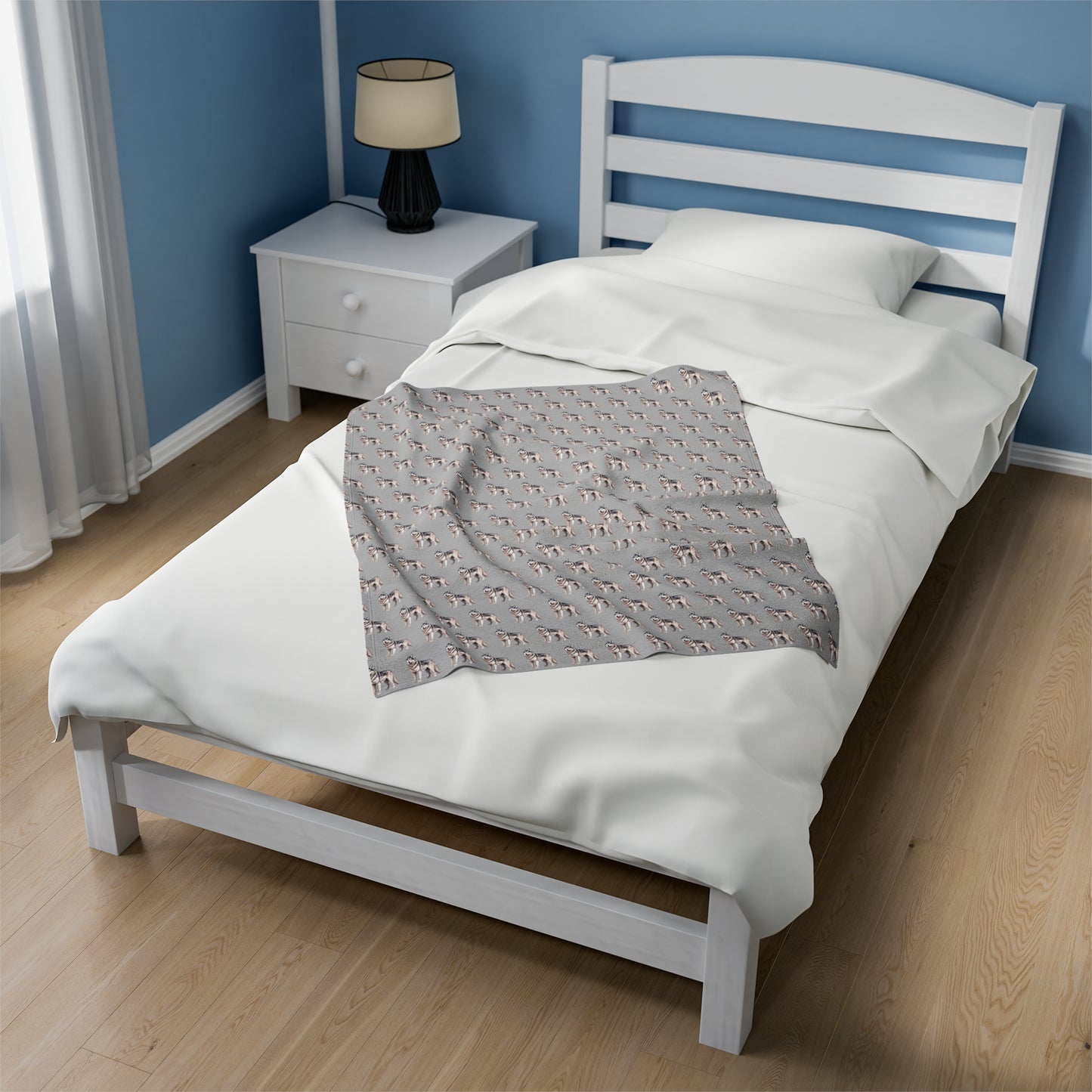 Husky Velveteen Plush Blanket (Light Grey)
