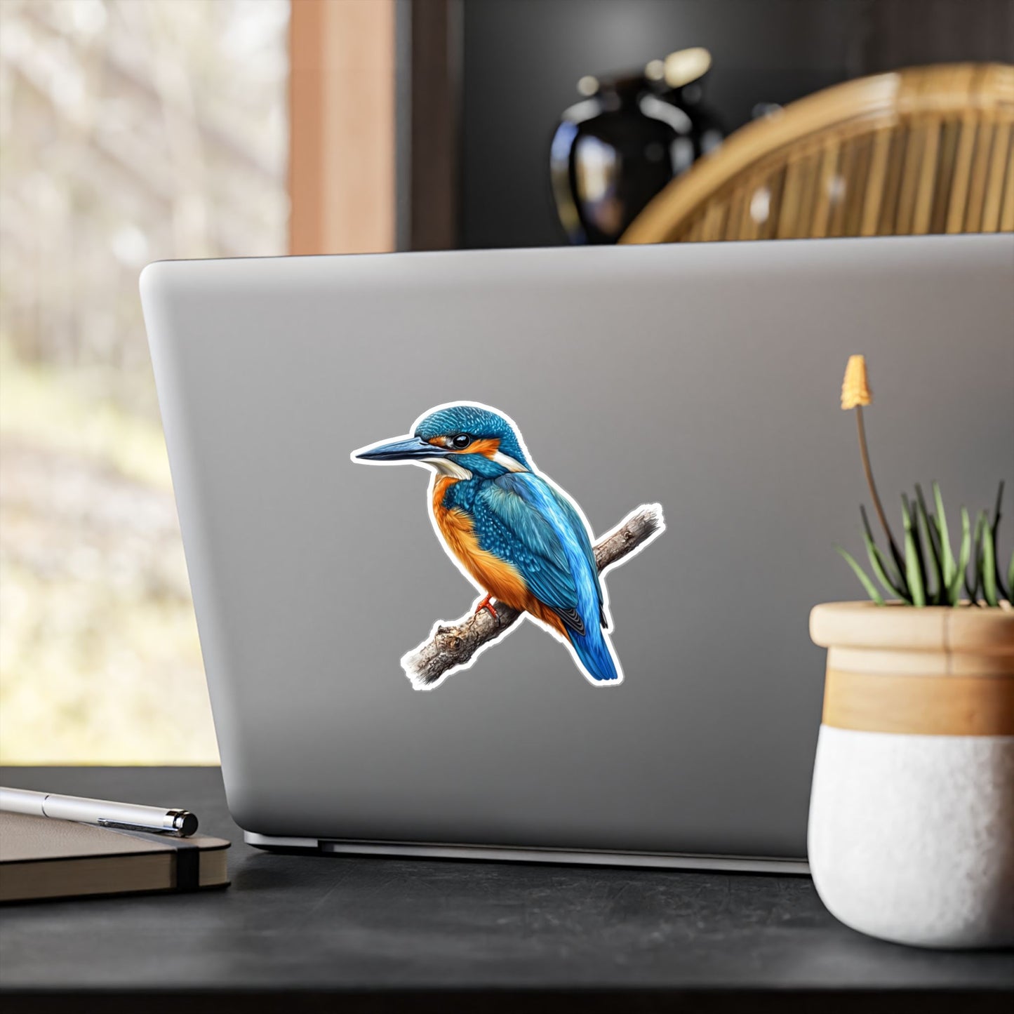 Kingfisher Sticker - Nature Lover Vinyl Decal, Bird Enthusiast Laptop Sticker, Wildlife Water Bottle Decoration, Animal Theme Car Decal,