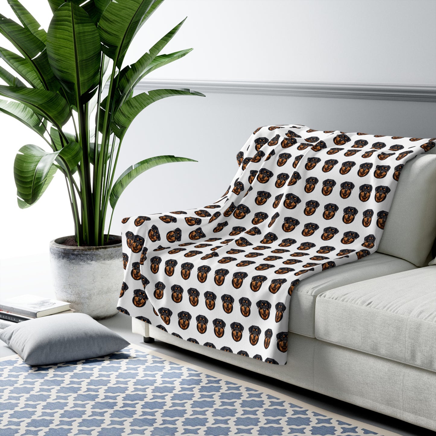 Rottweiler Sherpa Fleece Blanket - Dog Lover Gift